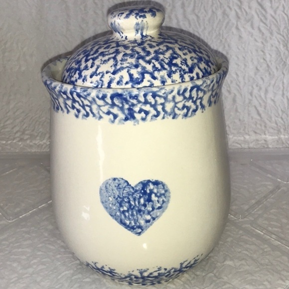 TIENSHAN Sponge Blue Heart Medium Canister & Lid - Picture 3 of 8
